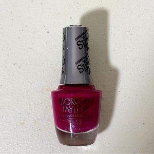 Morgan Taylor Professional Nail Lacquer Armour Gossip Girl